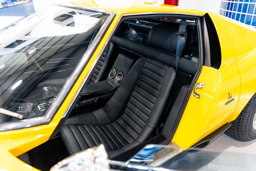 Lamborghini Miura P400 RHD