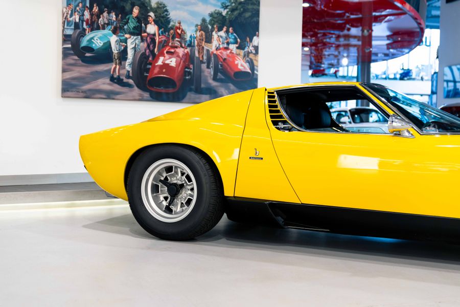 Lamborghini Miura P400 RHD