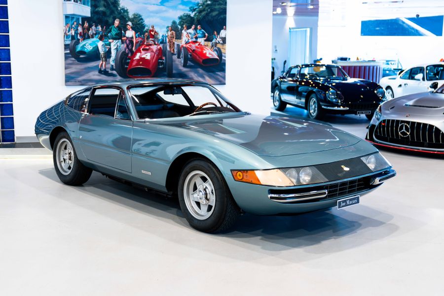 Ferrari 365 GTB/4 Daytona