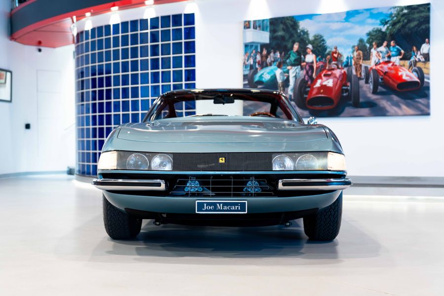 Ferrari 365 GTB/4 Daytona