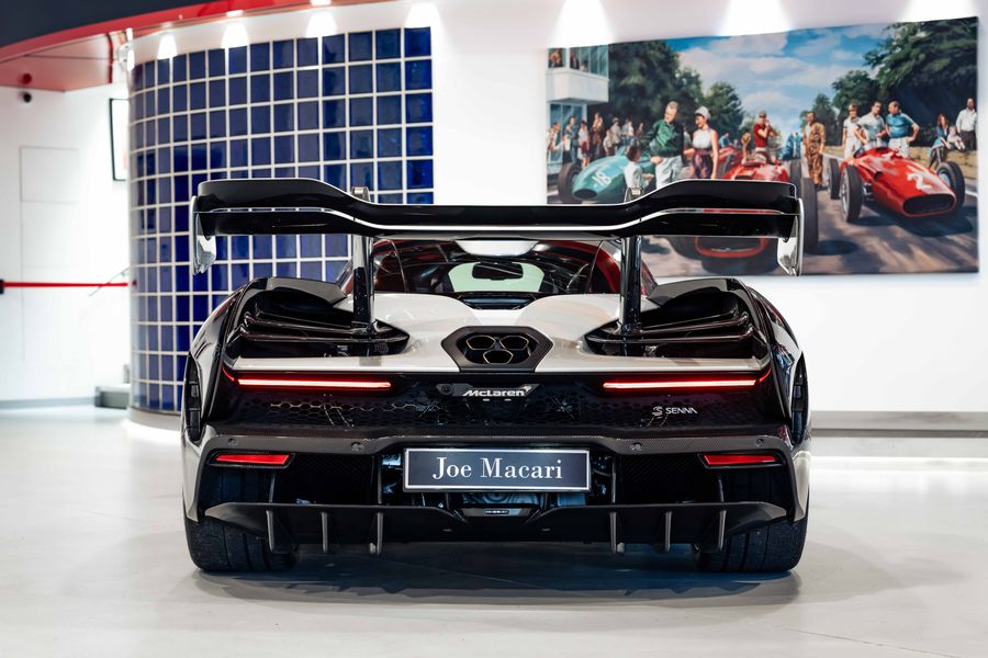 McLaren Senna
