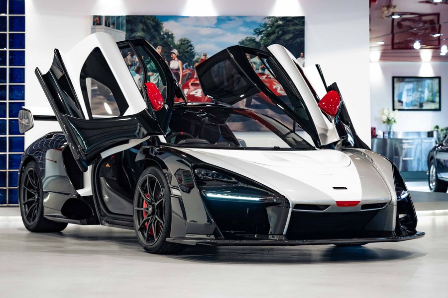 McLaren Senna