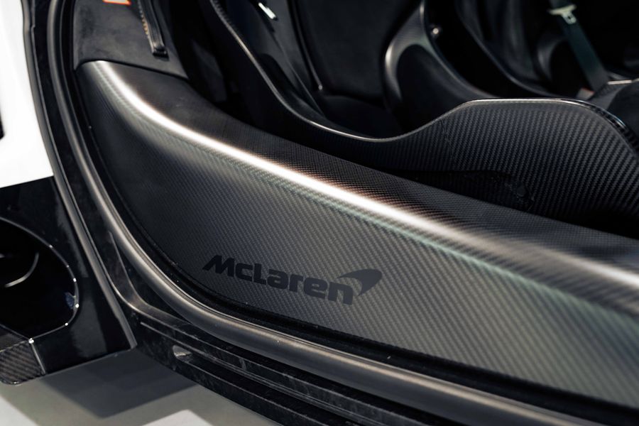 McLaren Senna
