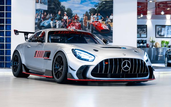 Mercedes-Benz AMG GT Track Series