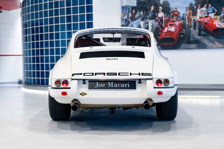 Porsche 911R by EB Motorsport
