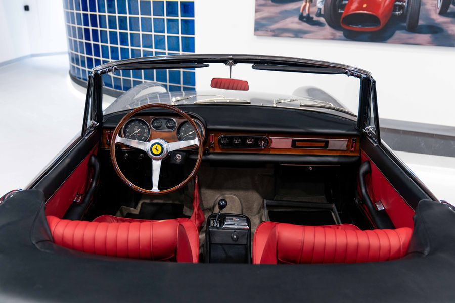 Ferrari 275 GTS LHD