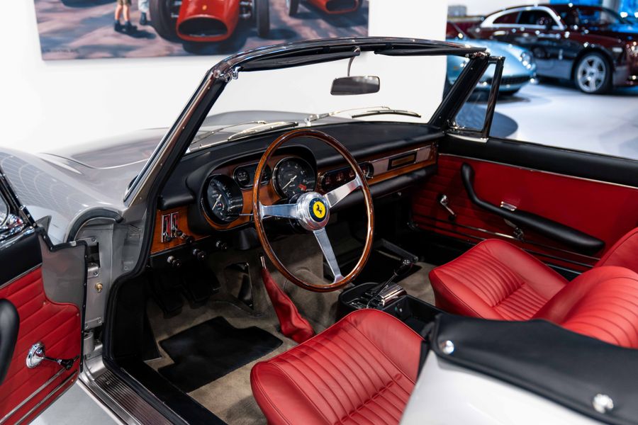 Ferrari 275 GTS LHD