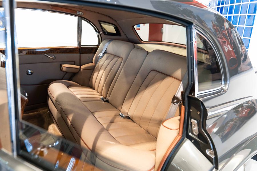 Rolls-Royce Silver Cloud 3 Long-Wheelbase Saloon