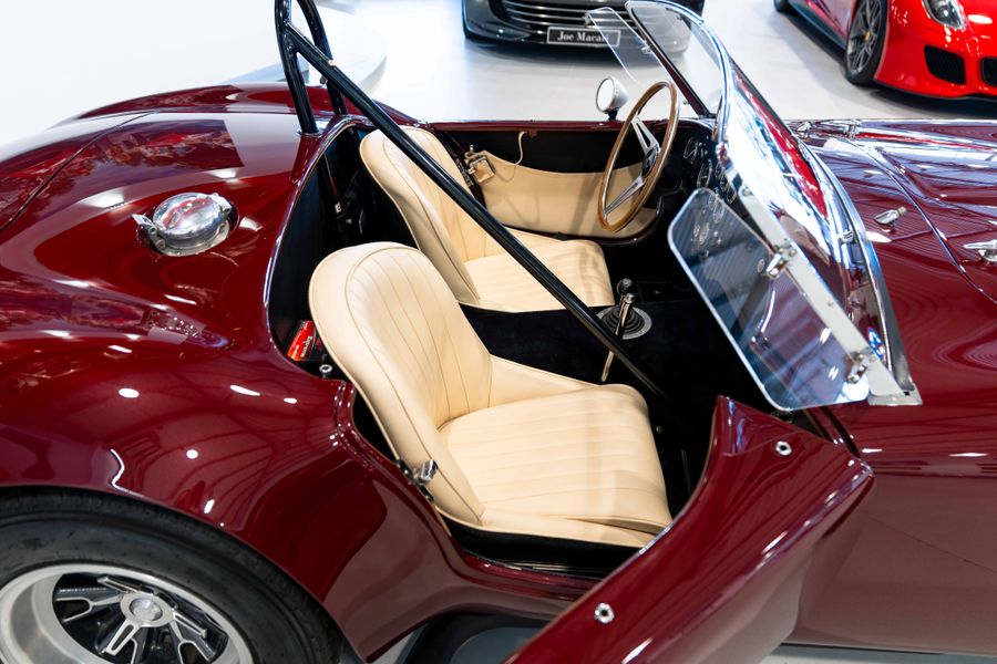Shelby Cobra 289