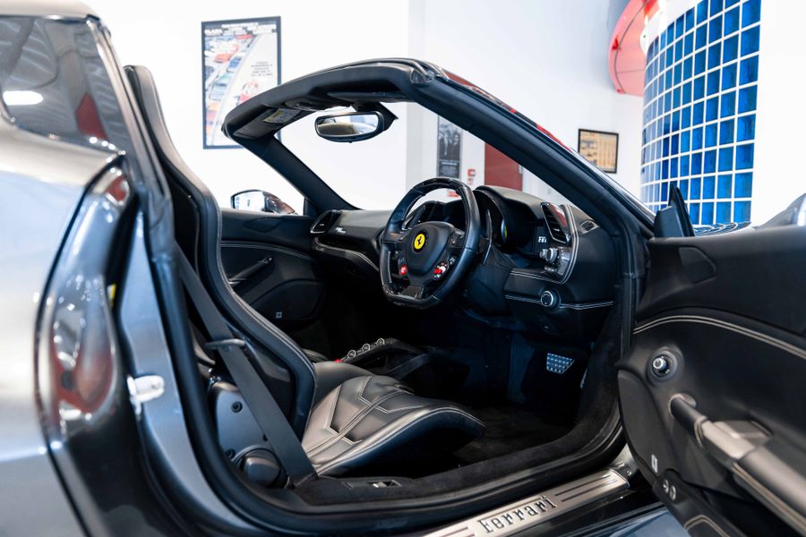 Ferrari 488 Spider