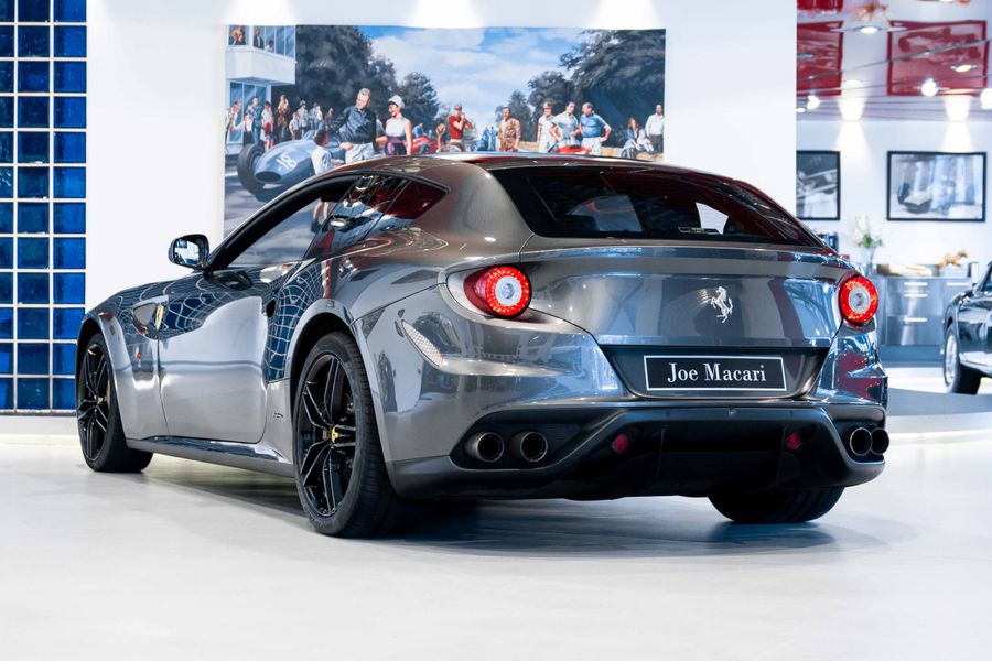 Ferrari FF