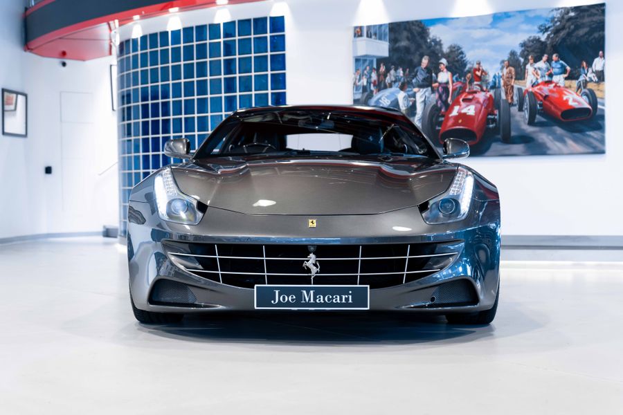 Ferrari FF