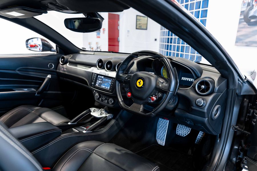 Ferrari FF