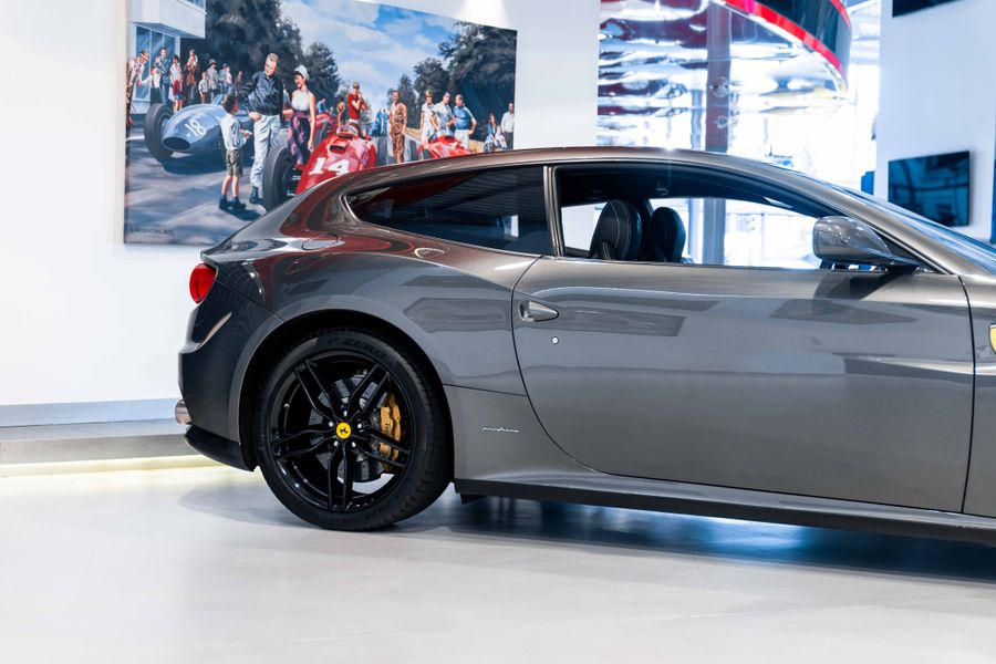 Ferrari FF