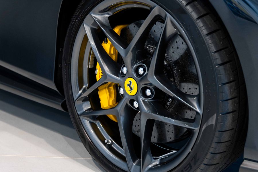 Ferrari Roma Spider