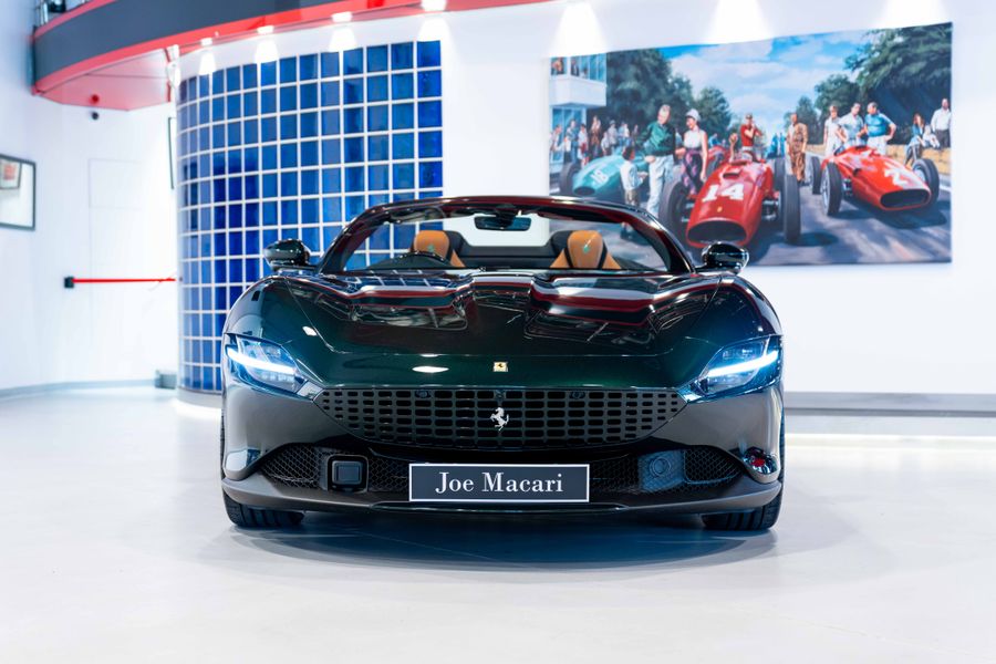 Ferrari Roma Spider