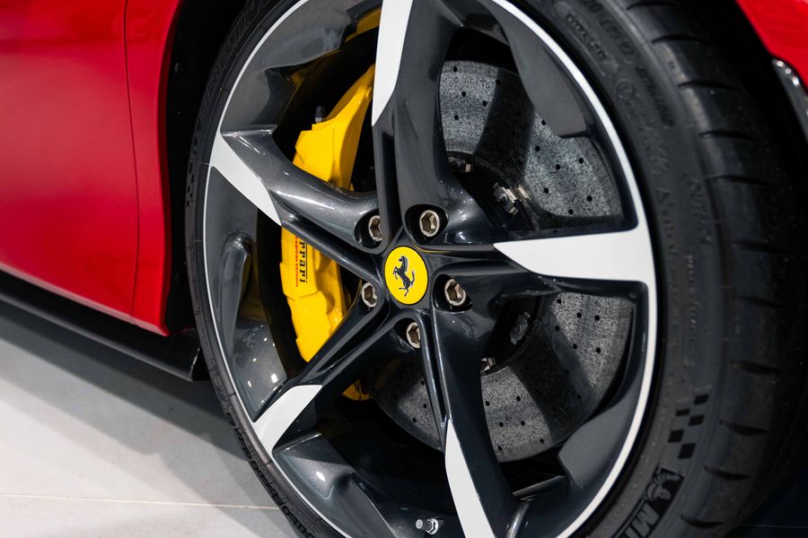 Ferrari SF90 Spider
