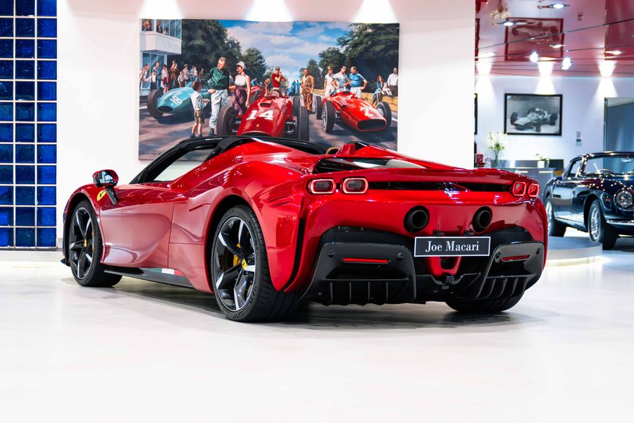 Ferrari SF90 Spider