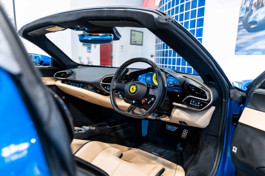 Ferrari 296 GTS