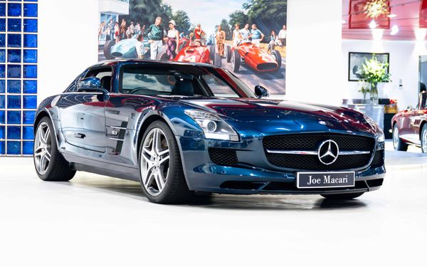Mercedes-Benz SLS AMG
