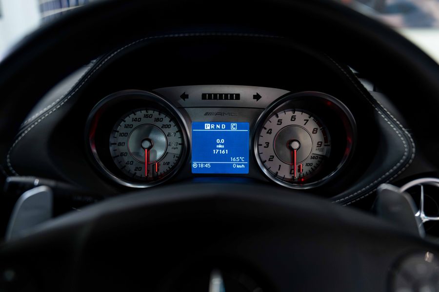 Mercedes-Benz SLS AMG