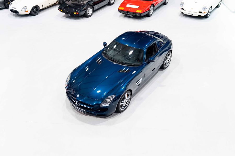 Mercedes-Benz SLS AMG