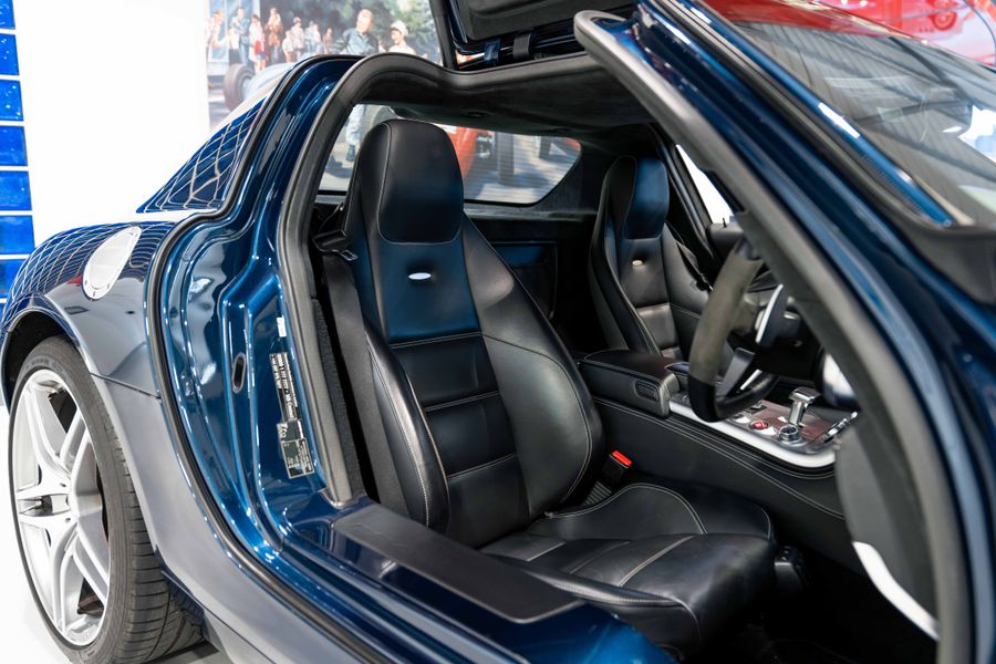 Mercedes-Benz SLS AMG