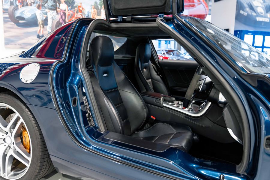 Mercedes-Benz SLS AMG