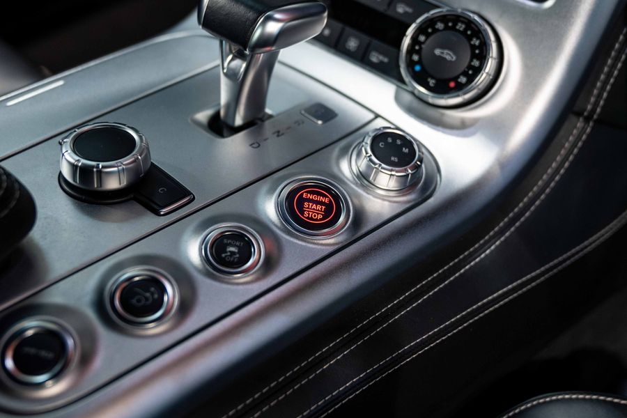 Mercedes-Benz SLS AMG