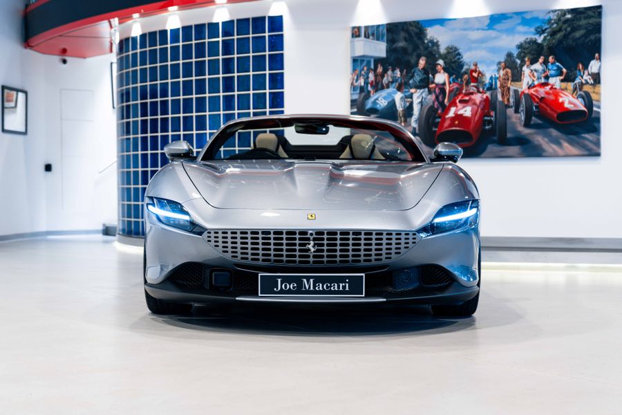 Ferrari Roma Spider