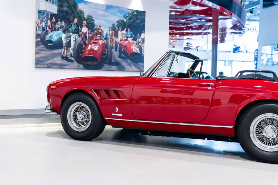 Ferrari 275 GTS