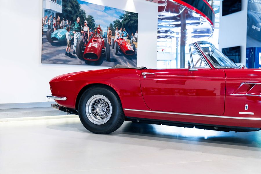 Ferrari 275 GTS