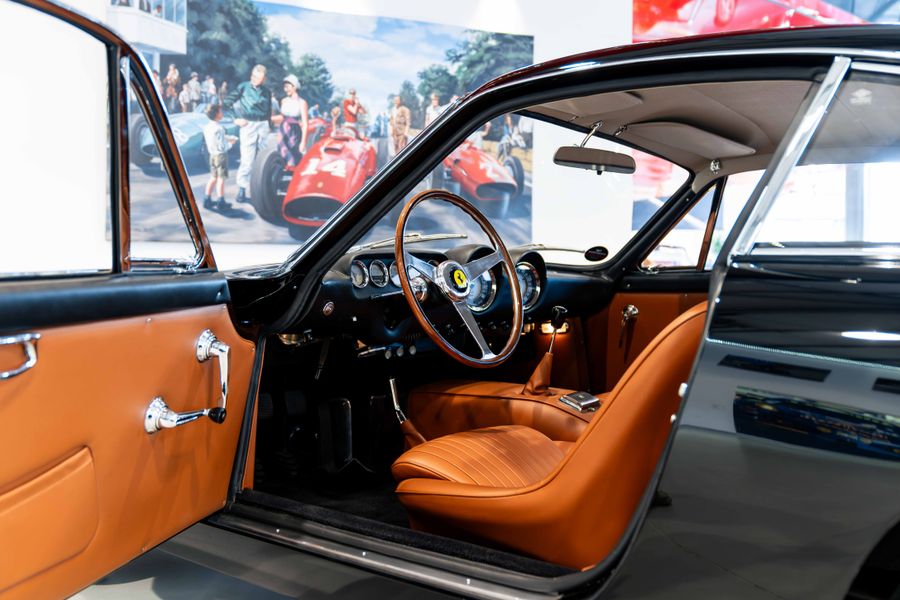 Ferrari 250 GT Lusso