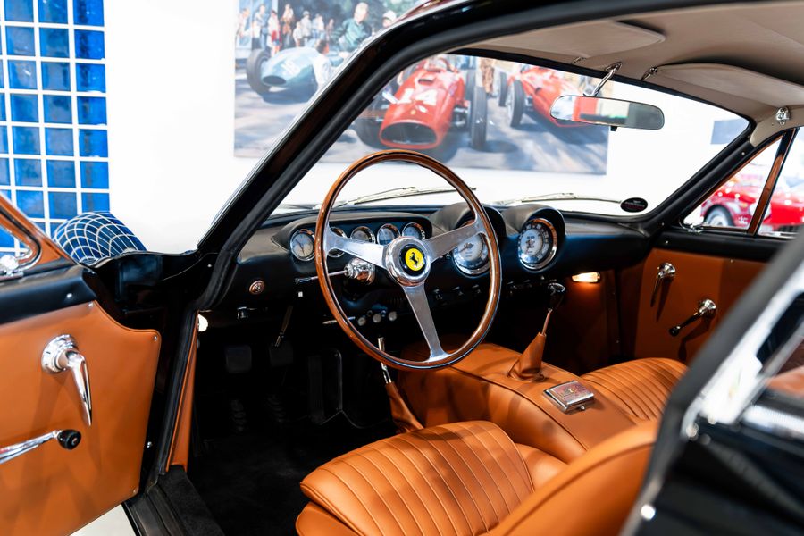 Ferrari 250 GT Lusso