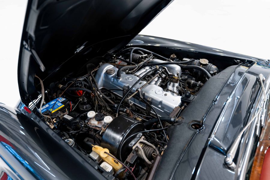 Mercedes-Benz 280 SL Pagoda LHD