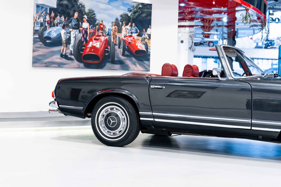 Mercedes-Benz 280 SL Pagoda LHD