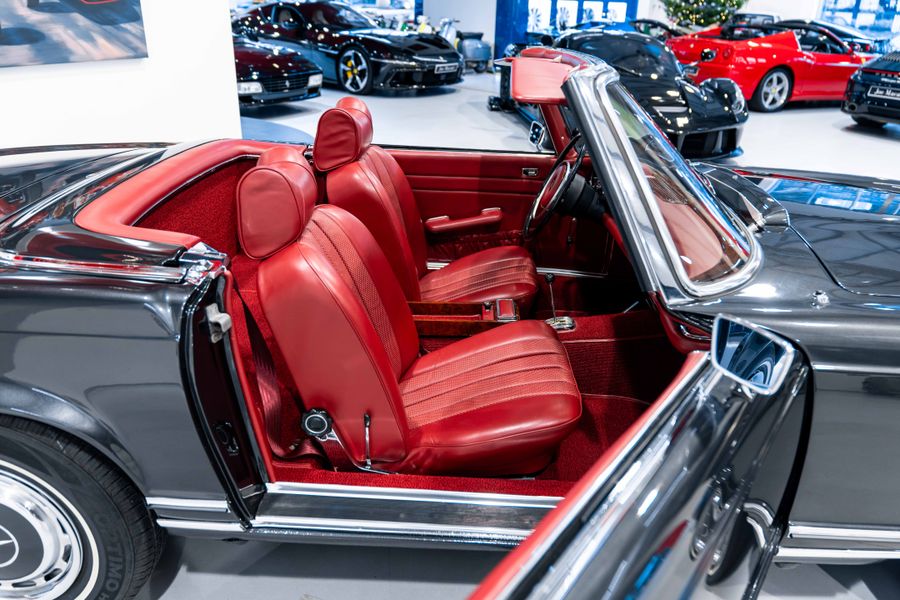 Mercedes-Benz 280 SL Pagoda LHD