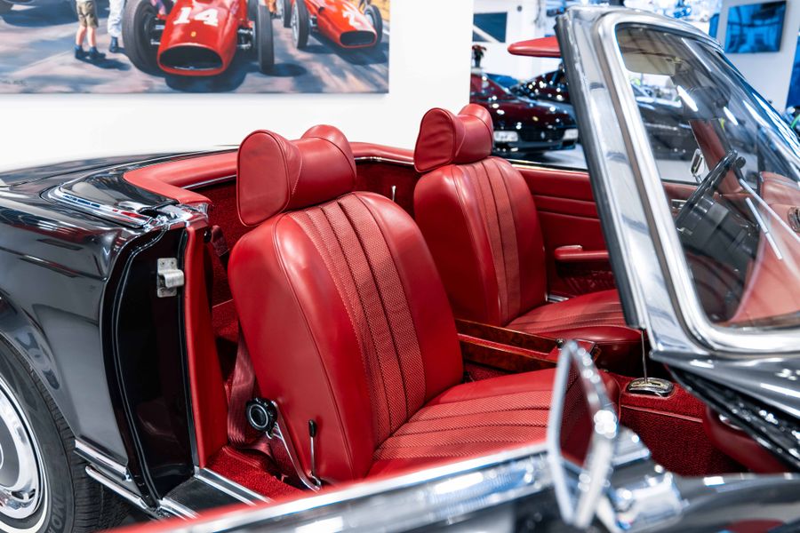 Mercedes-Benz 280 SL Pagoda LHD