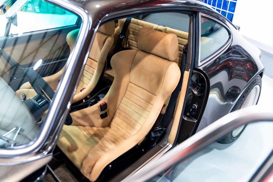 Porsche 911 Reimagined by Singer