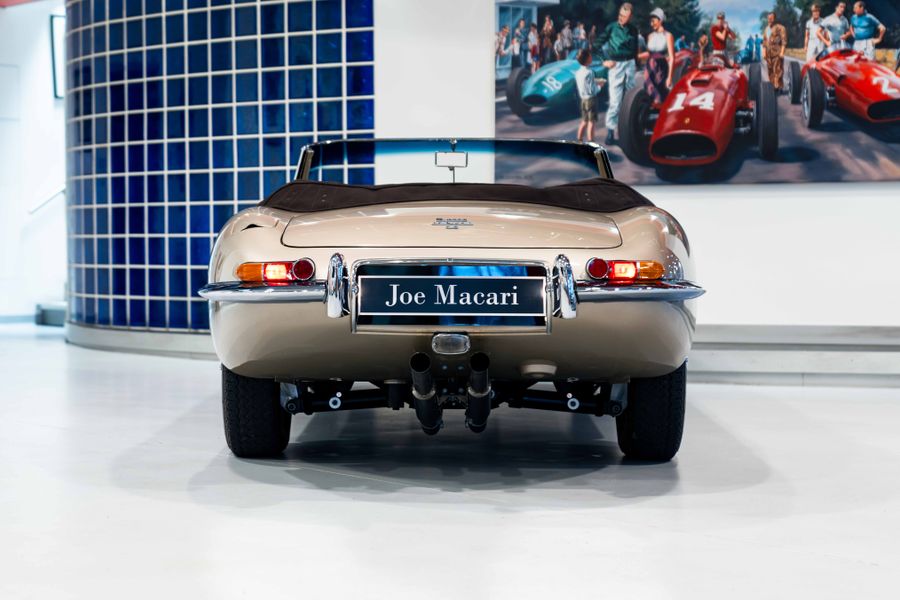 Jaguar E-Type Series 1 Roadster LHD