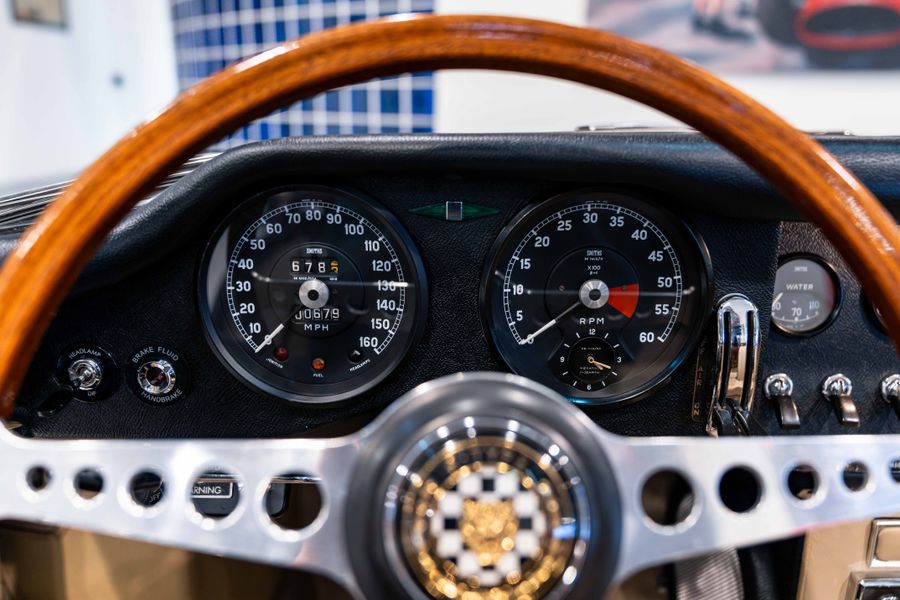 Jaguar E-Type Series 1 Roadster LHD