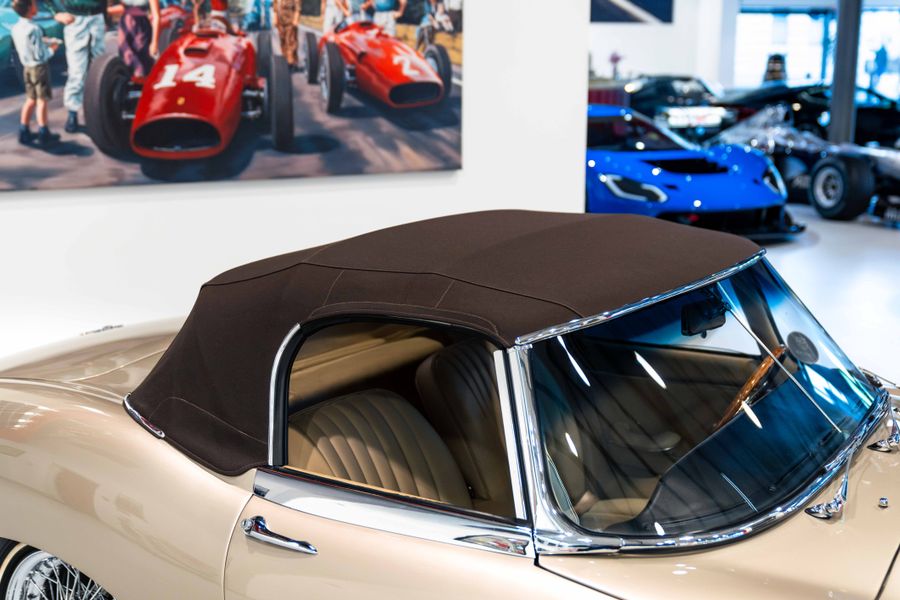 Jaguar E-Type Series 1 Roadster LHD