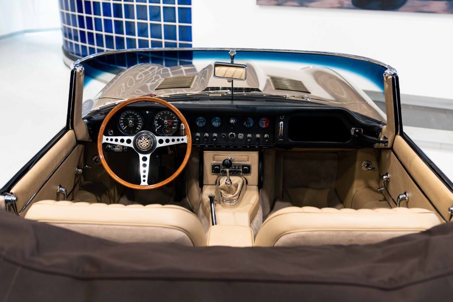 Jaguar E-Type Series 1 Roadster LHD