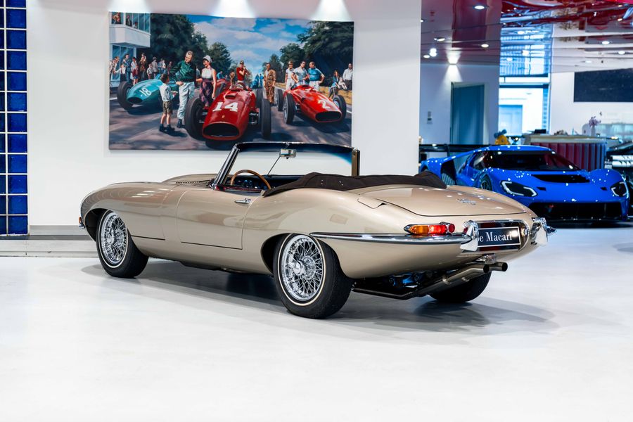 Jaguar E-Type Series 1 Roadster LHD