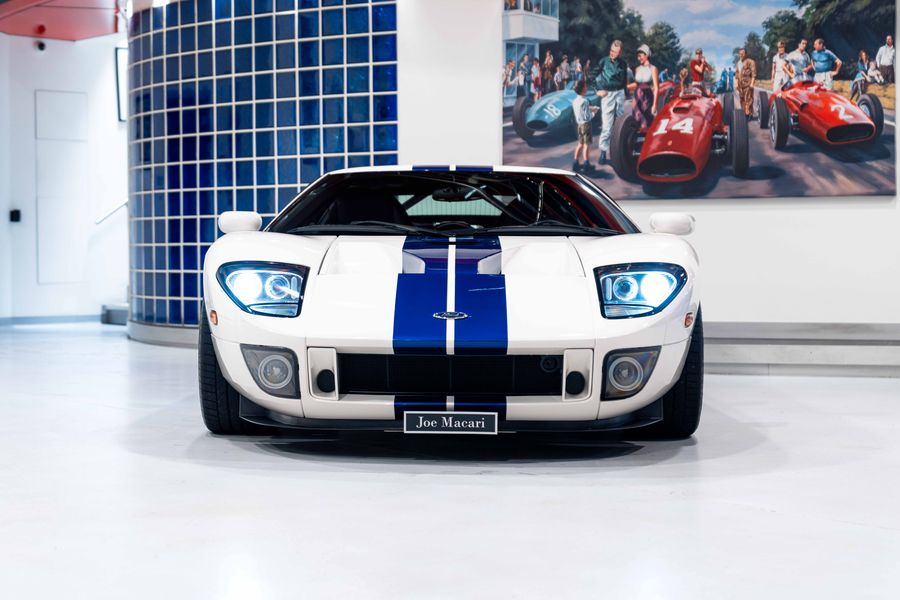 Ford GT