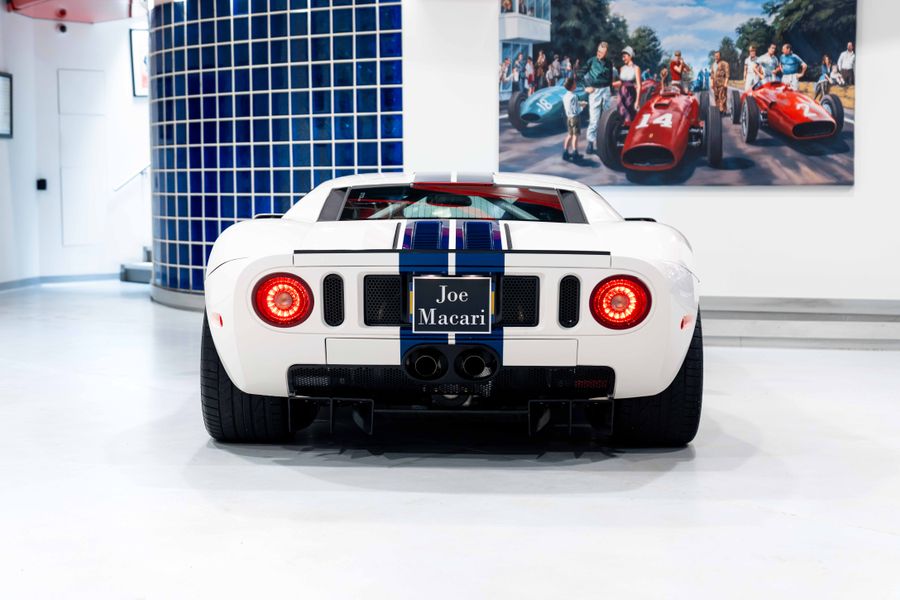Ford GT