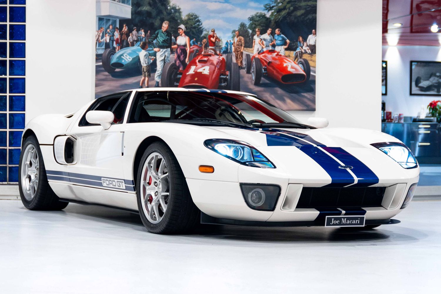 Ford GT