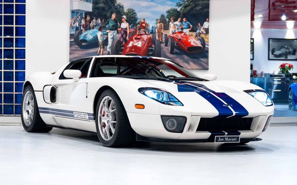 Ford GT