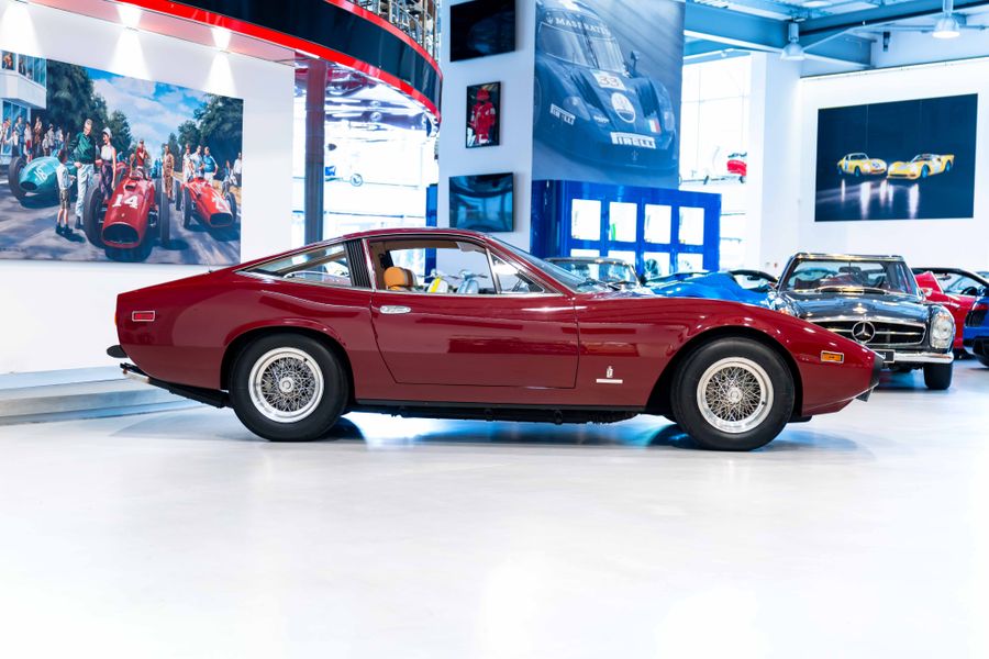 Ferrari 365 GTC/4 LHD