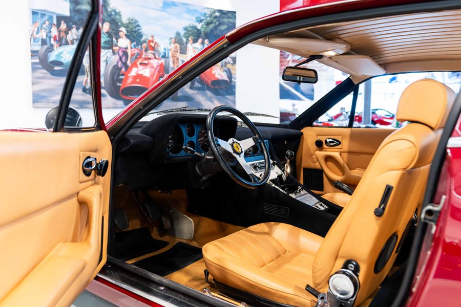 Ferrari 365 GTC/4 LHD